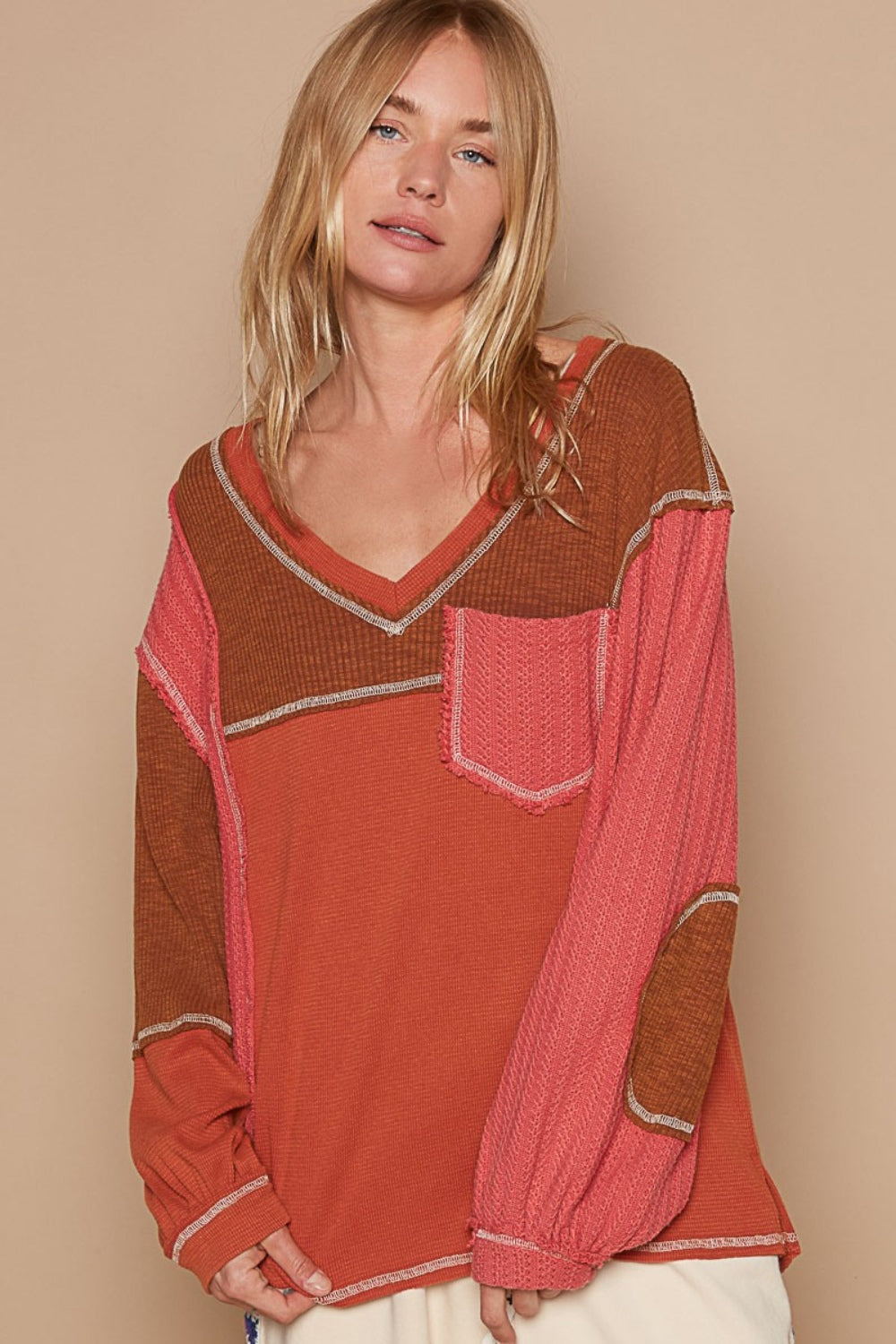 Relaxed V-Neck Knit Panel Exposed Seam Top POL Brick S
