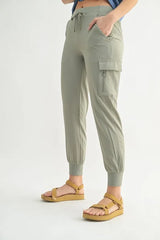 High-Waisted Capri Active Joggers With Pockets Mono B