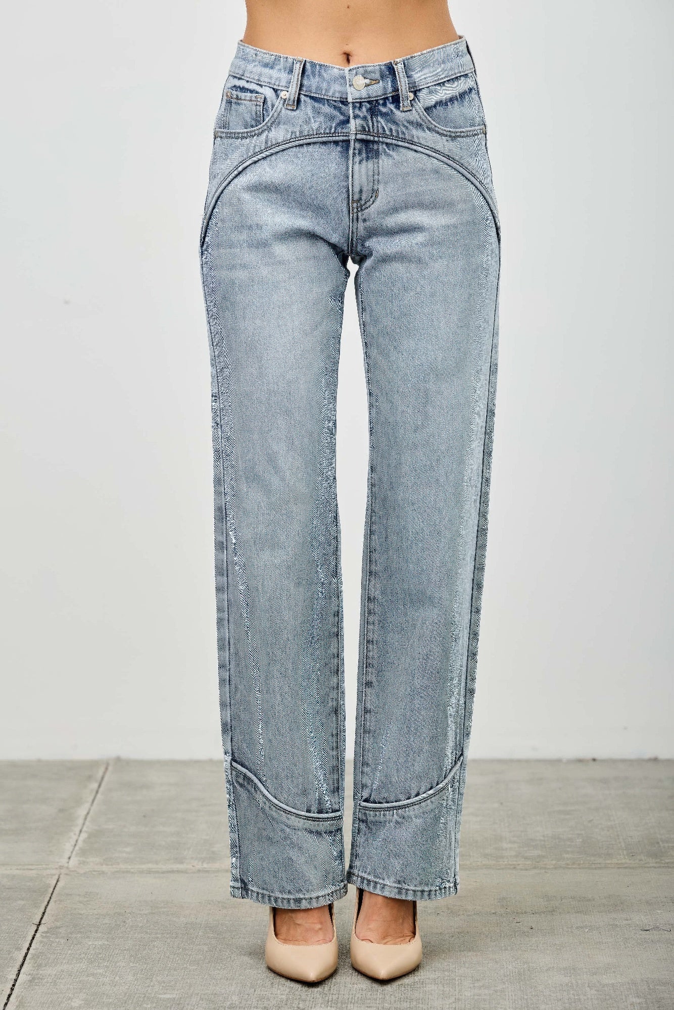 Mid Rise Straight Jeans With Piping Saige Jeans