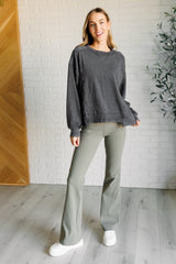 Quick Fix Mineral Wash Crew Neck Pullover in Black Rae Mode