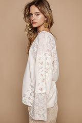 Lace Floral Round Neck Knit Top POL