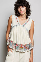 Lace Detail Ruffled Ribbed Sleeveless Top with Floral Pattern Trim Detail POL