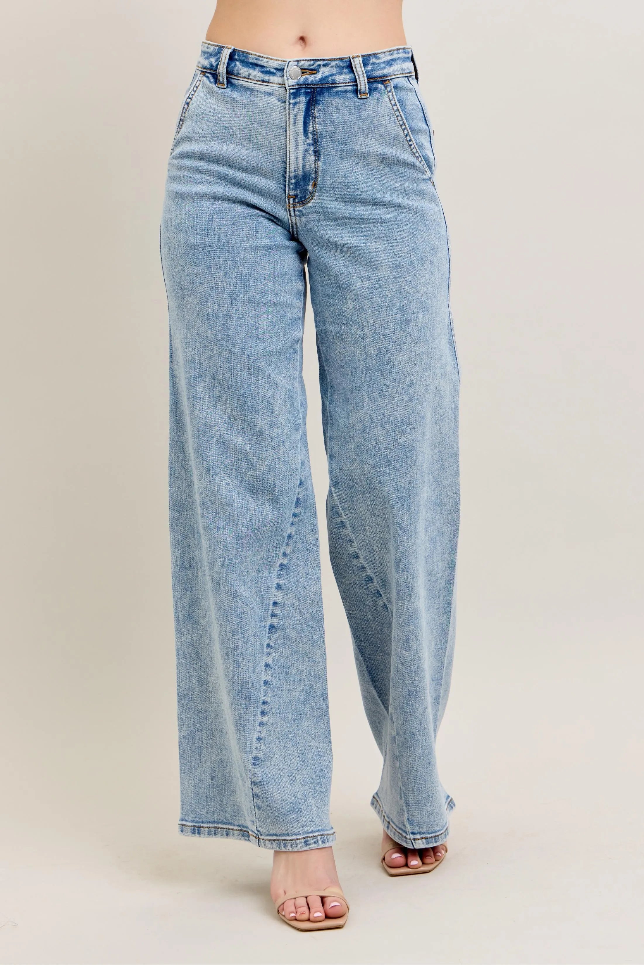 High Waist Wide Leg Jeans with Skewed Inseam With Plus Size Judy Blue LT 0(24)