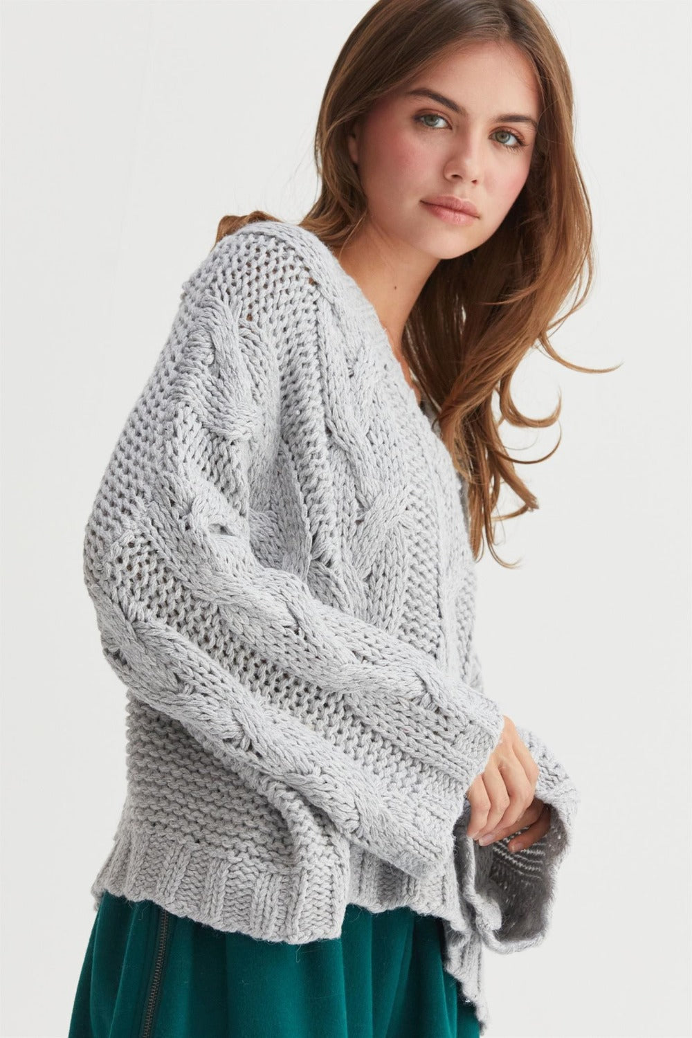 Relaxed Cable Knit V-Neck Sweater HYFVE   