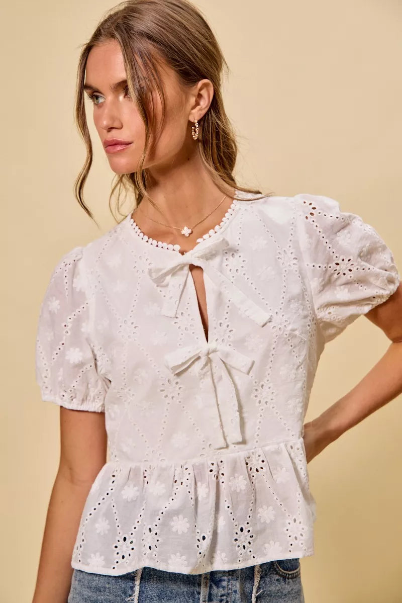 Cotton Eyelet Front Tie Short Sleeves Blouse So Me