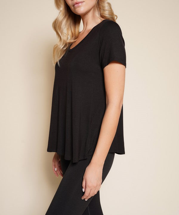 Bamboo Classic V-neck Top Fabina   