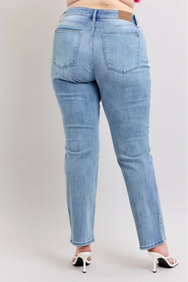 Plus Size High Waist Dad Jeans Judy Blue