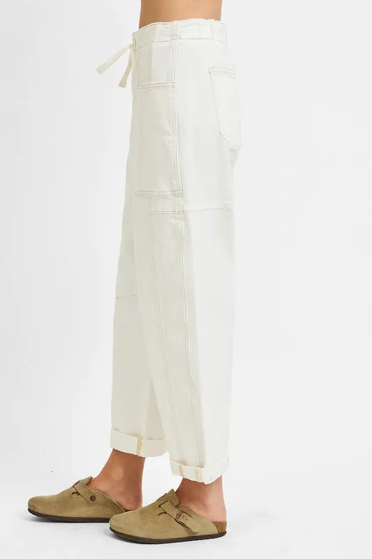 High Rise Crop Wide Barrel Cargo Pocket Jeans With Plus Size Risen