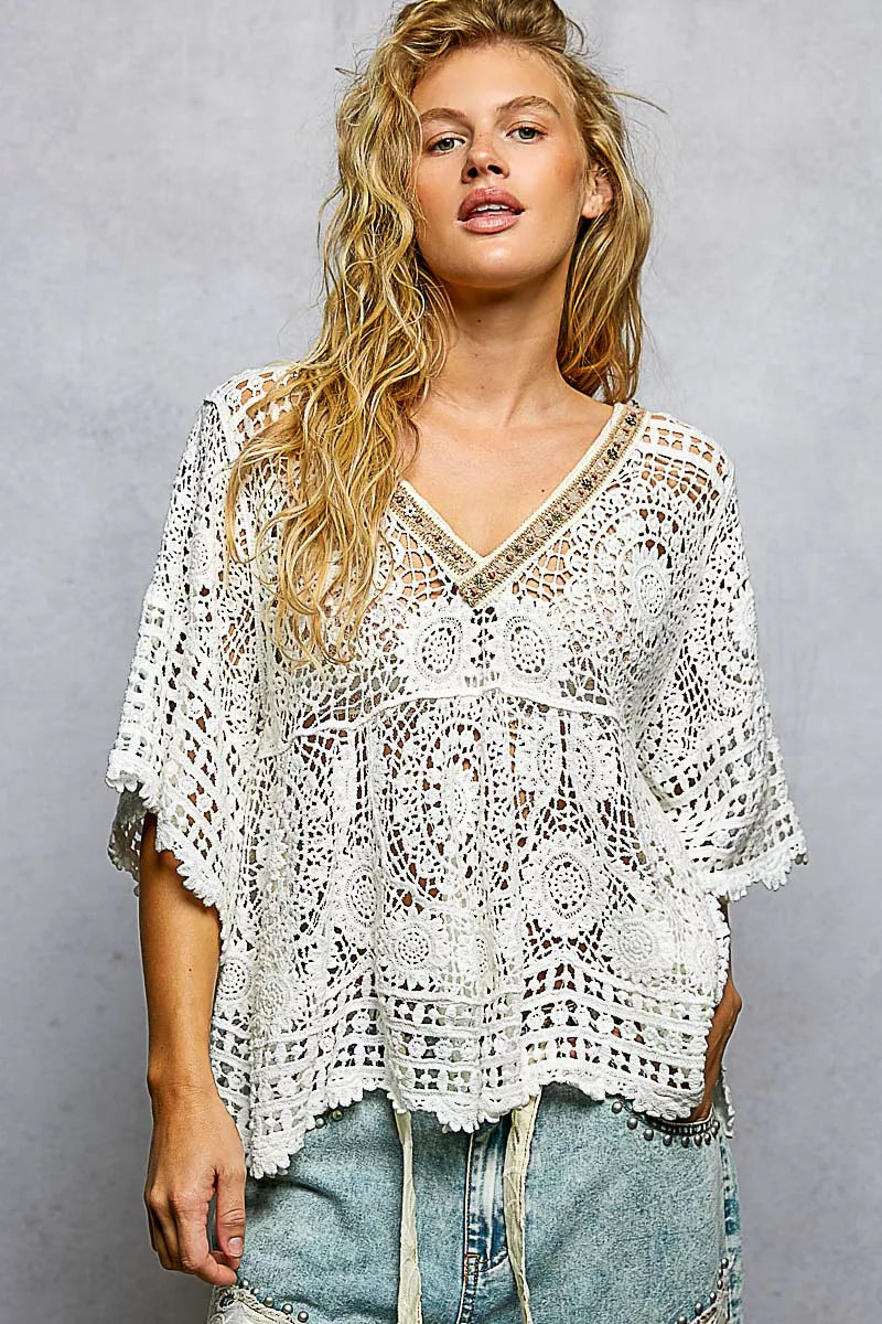 V-Neck Crochet Top with Scalloped Hem POL OFF WHITE One Size