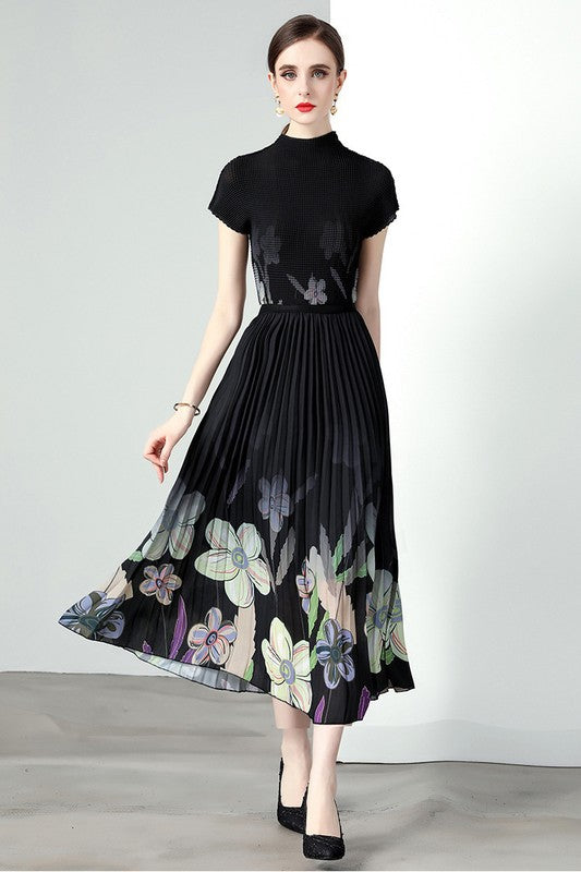 Black Floral Mock Neck Pleated 2 Piece Maxi Dress By Claude   