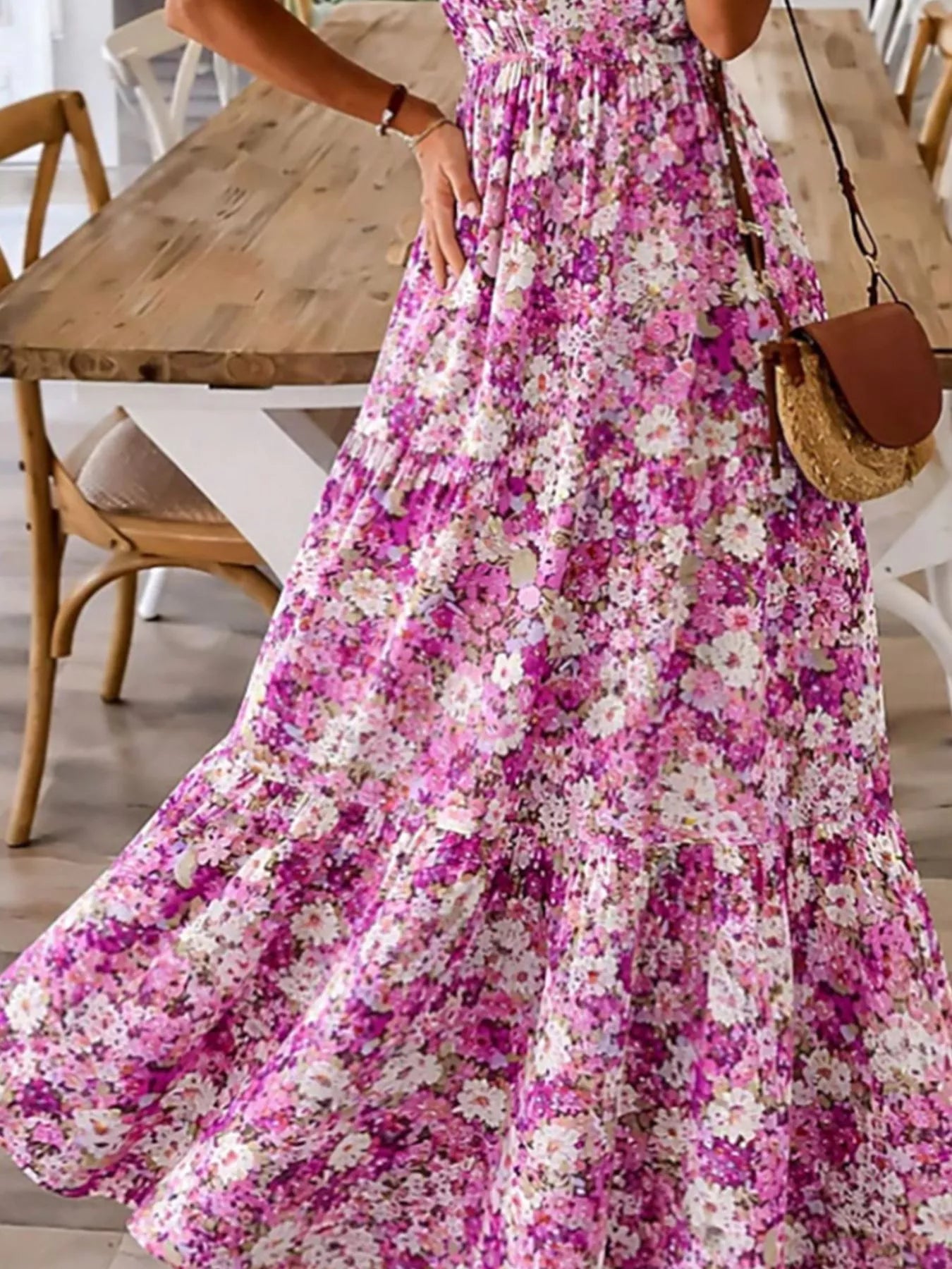 Floral Print Maxi Dress with Spaghetti Straps – Tiered Silhouette Simmer & Fay