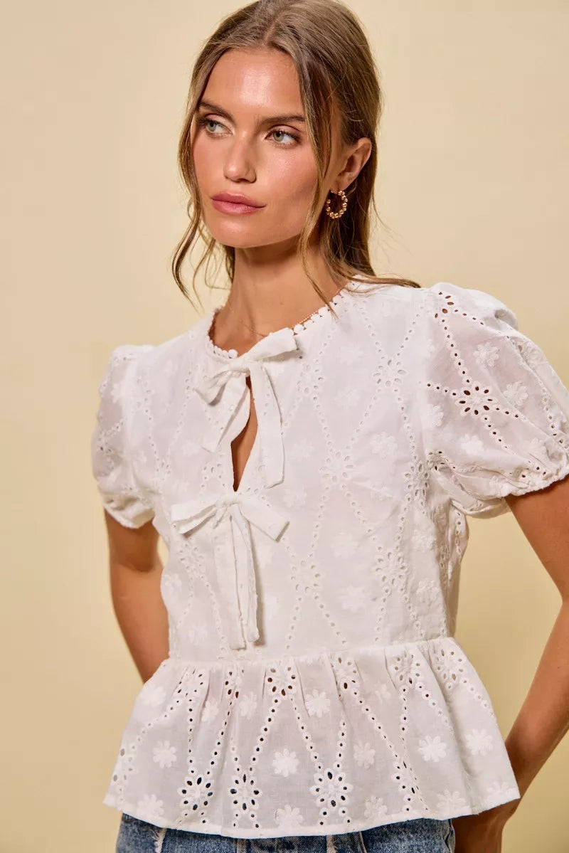 Cotton Eyelet Front Tie Short Sleeves Blouse So Me