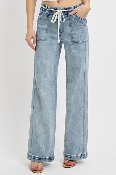 Straight Leg Jeans with Pockets Risen