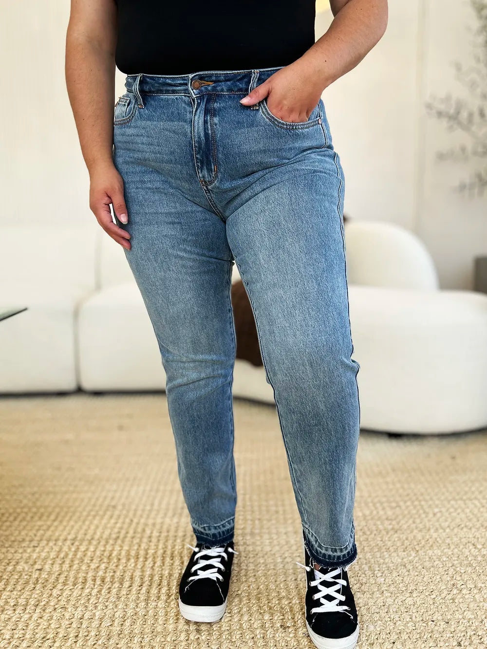 Mid Rise Rigid Magic Release Hem Jeans Judy Blue