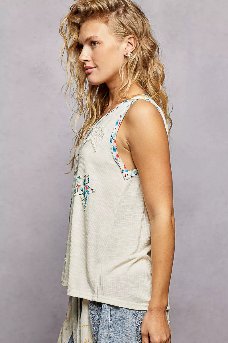 Floral Print Star Patch V-Neck Ribbed Tank POL