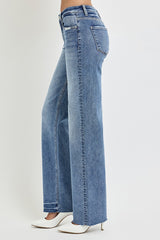 High Rise Straight Leg Jeans with Pockets Risen   