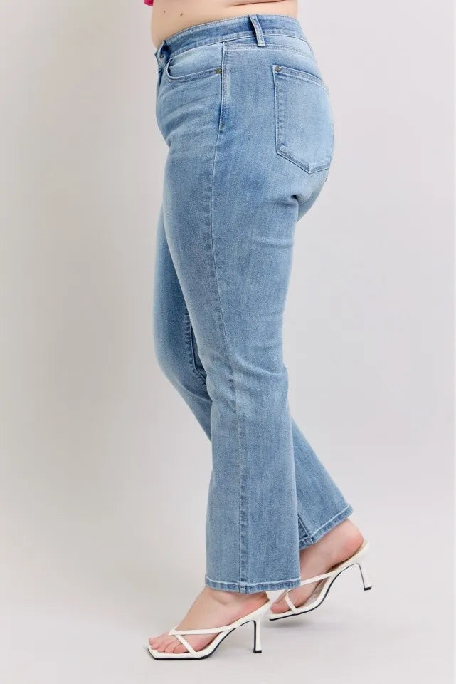 Plus Size High Waist Dad Jeans Judy Blue