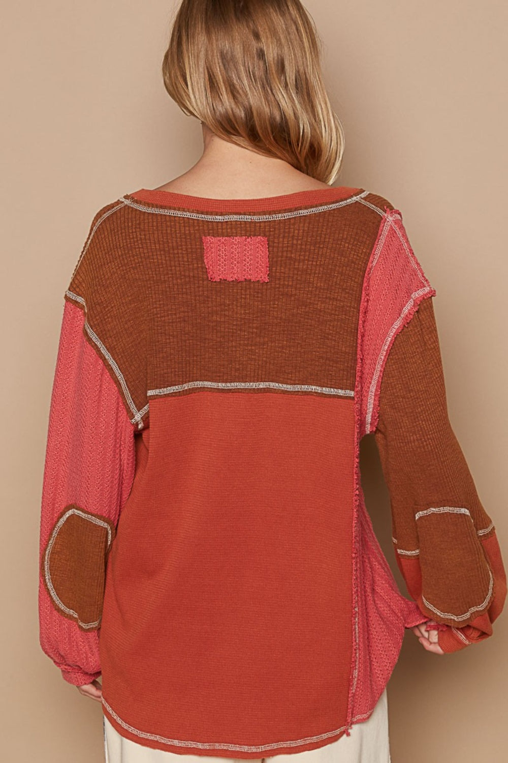 Relaxed V-Neck Knit Panel Exposed Seam Top POL   