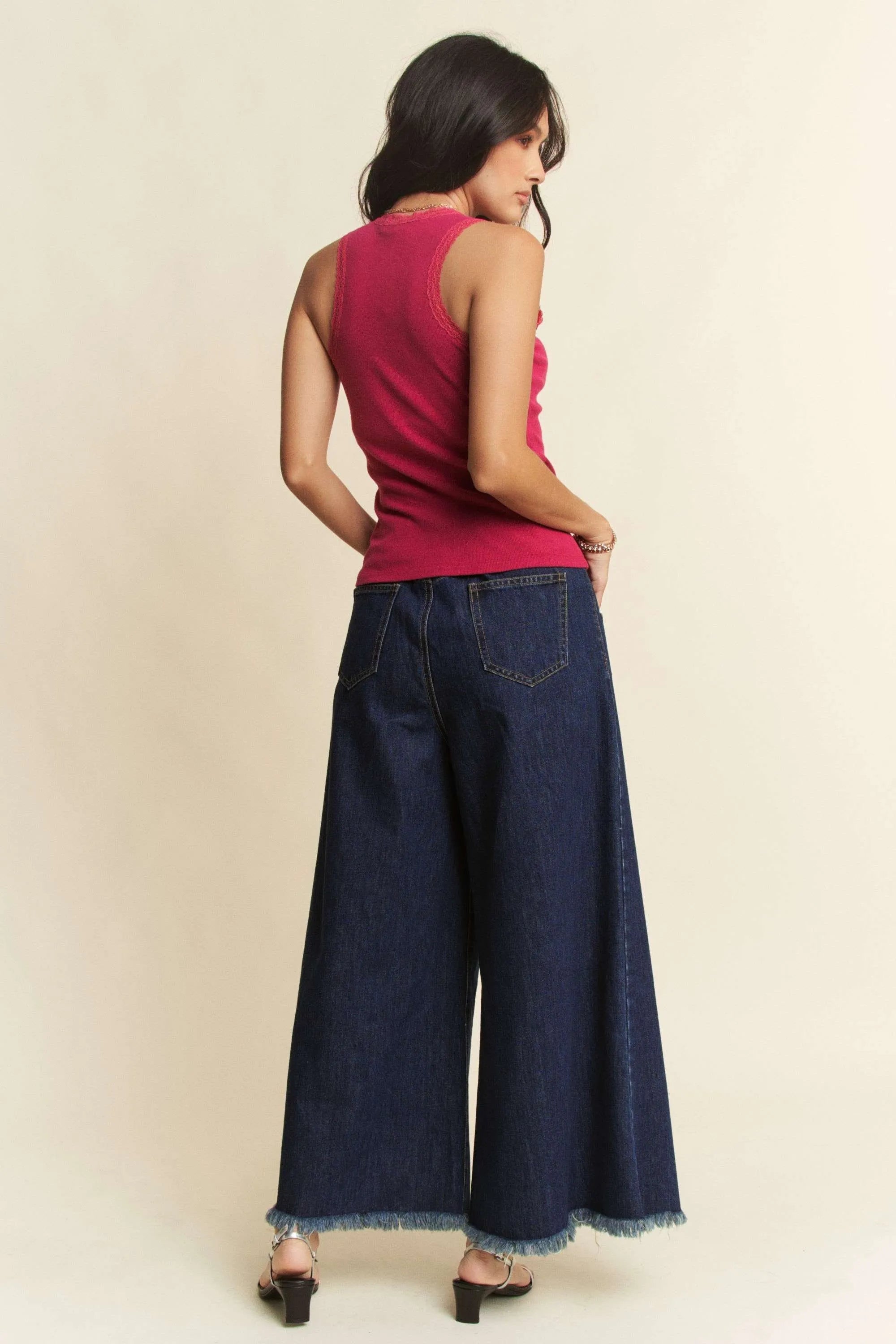 Patch Pocket Wide Leg Culotte Jeans Davi & Dani