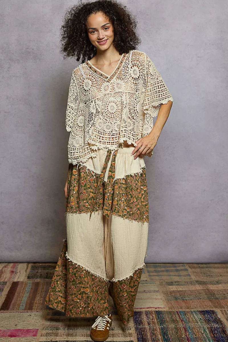 V-Neck Crochet Top with Scalloped Hem POL