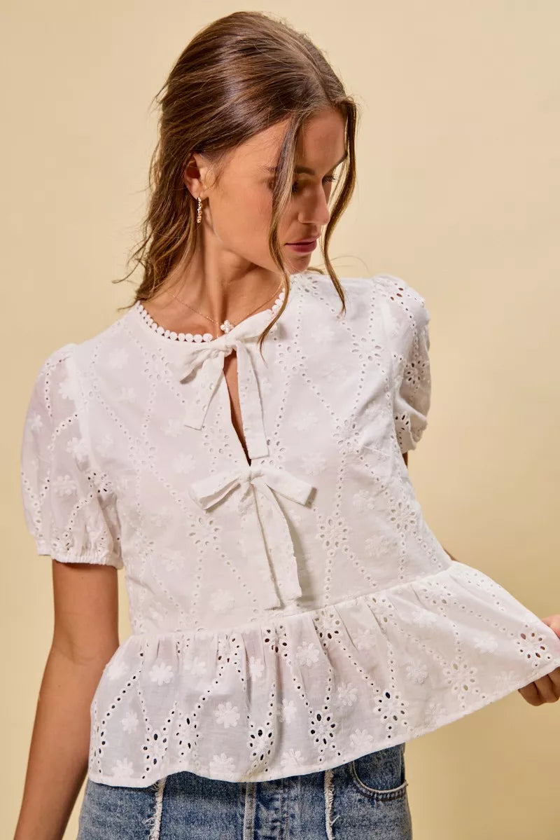 Cotton Eyelet Front Tie Short Sleeves Blouse So Me