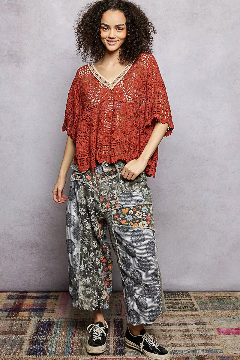 V-Neck Crochet Top with Scalloped Hem POL