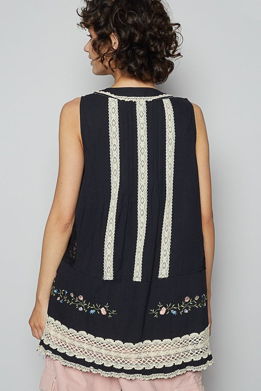 Embroidered Lace Detail V-Neck Sleeveless Top POL