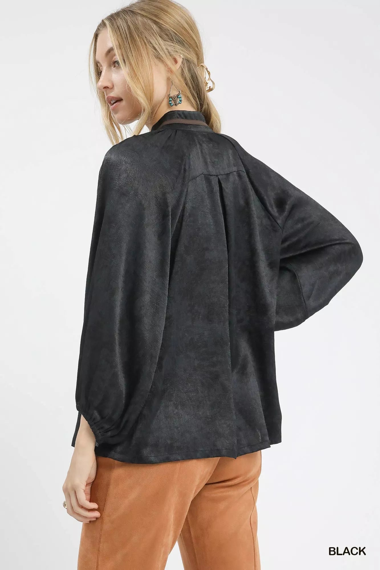 Crinkle Brocade Long Sleeve Blouse Umgee