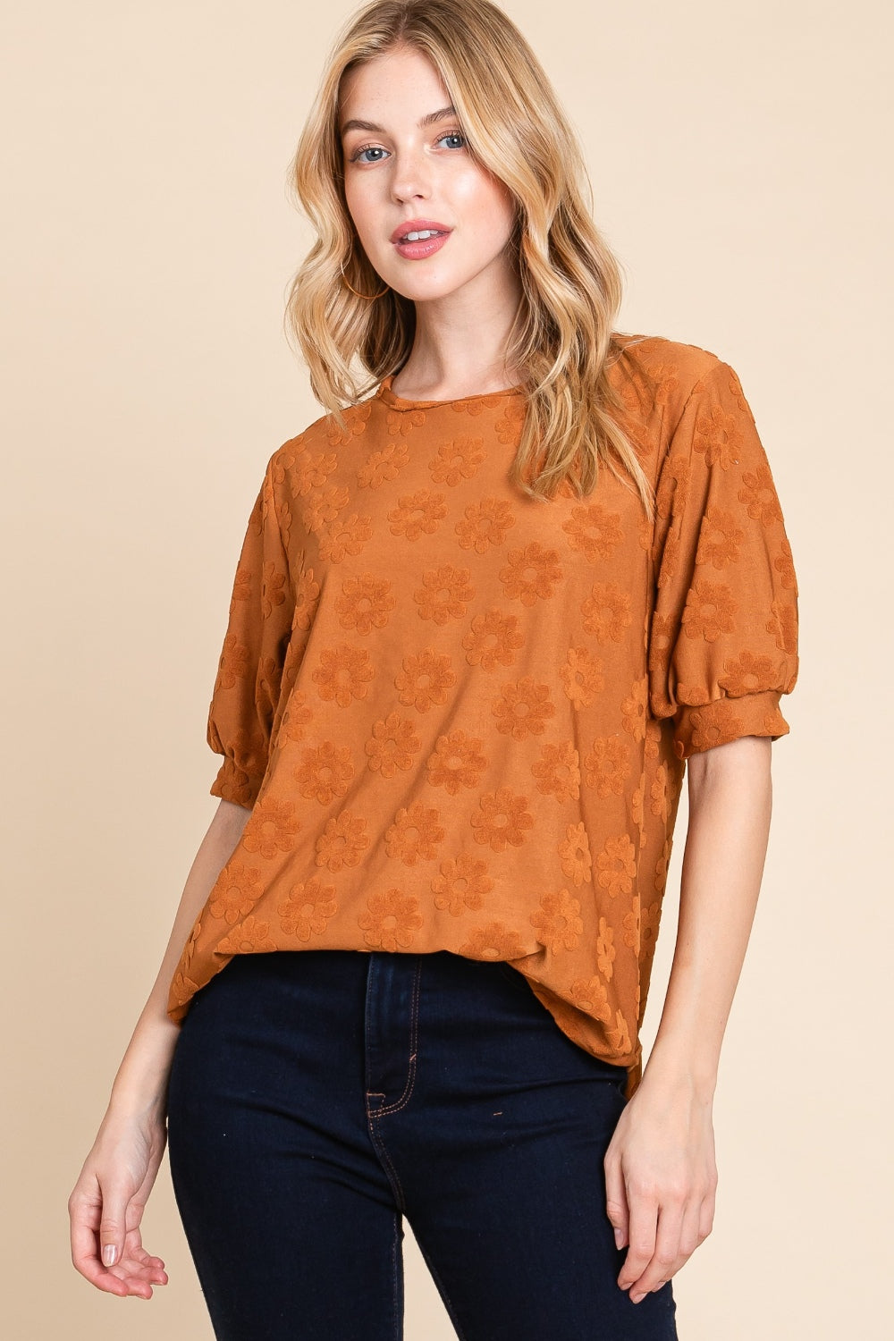 Textured Floral Pattern Top BomBom