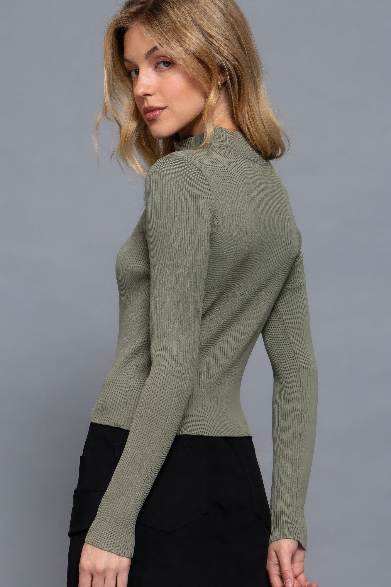 Olive Long Sleeve 2 Way Open Zipper Sweater Simmer & Fay   