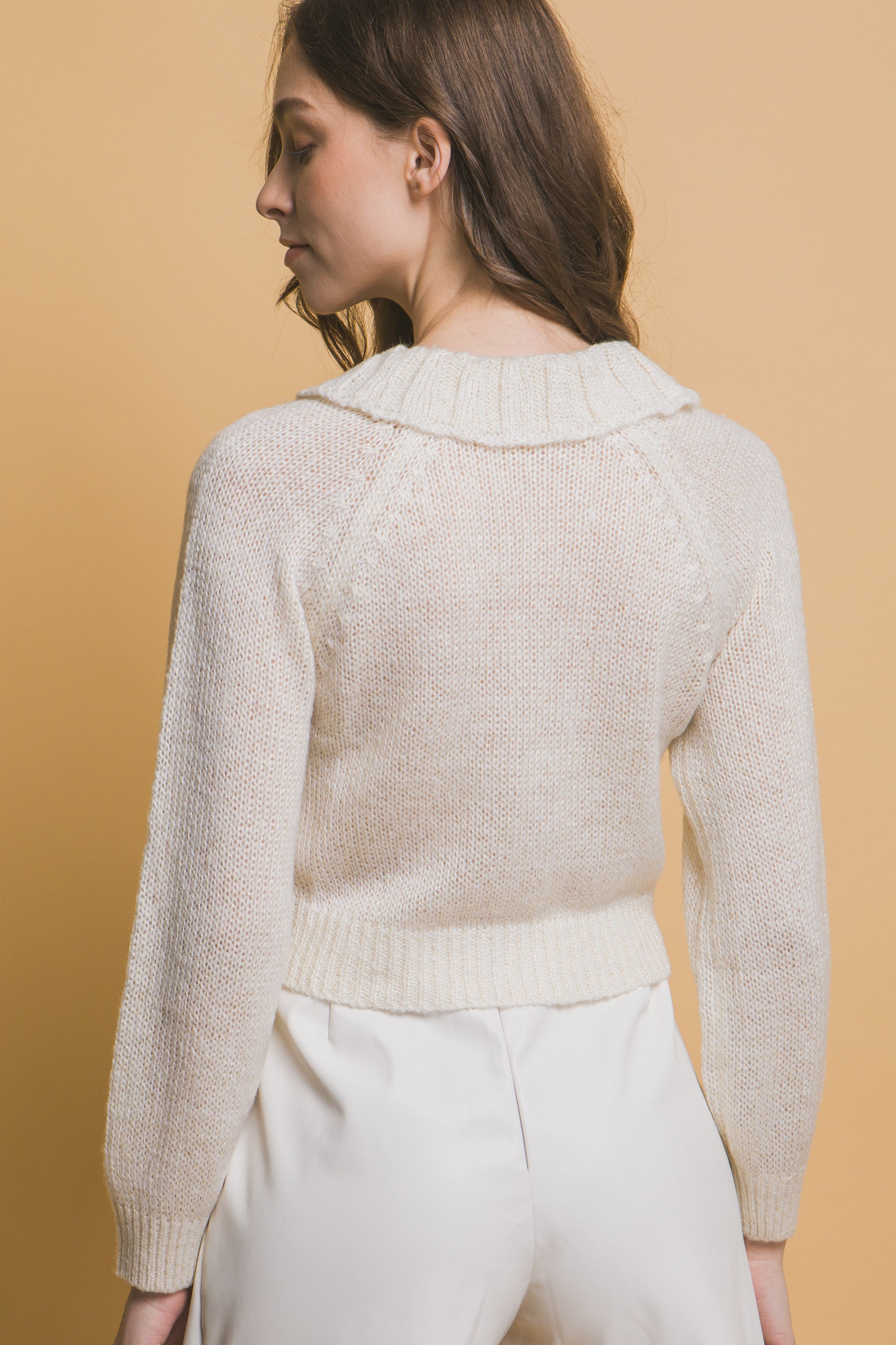 Off White Cropped Button Knit Sweater with Peter Pan Collar Simmer & Fay   