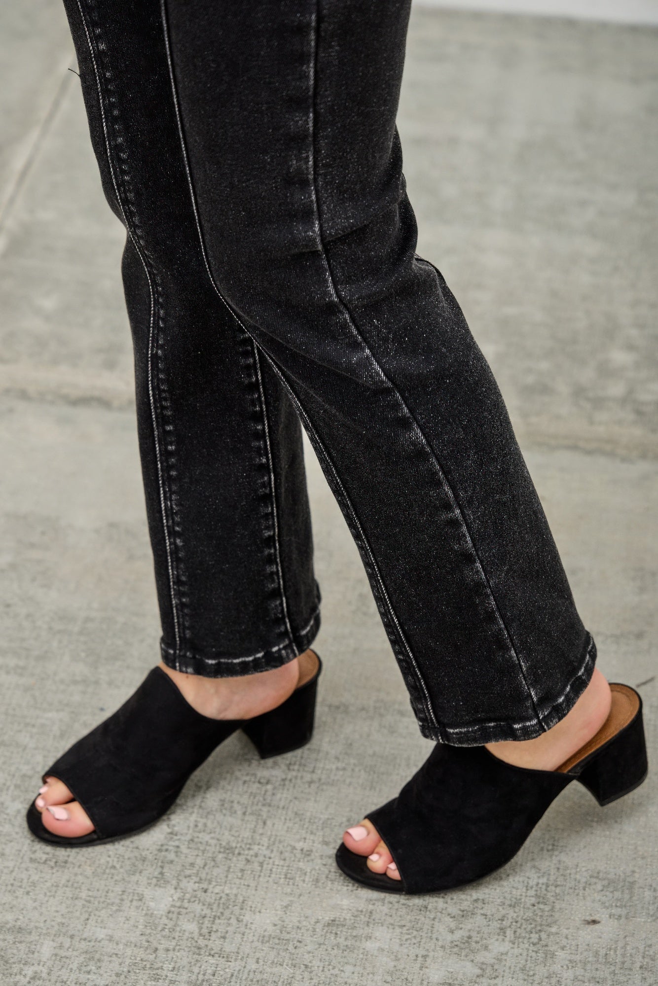 Mid Rise Slim Straight In Black Acid Jeans Saige Jeans