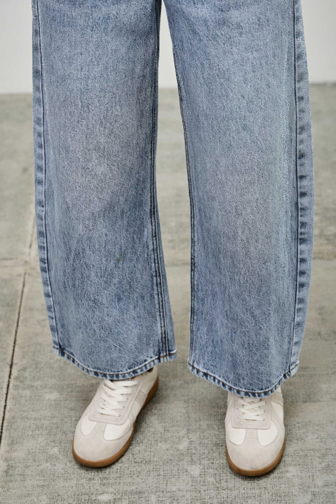 High Rise Low Curve Barrel Jeans Saige Jeans