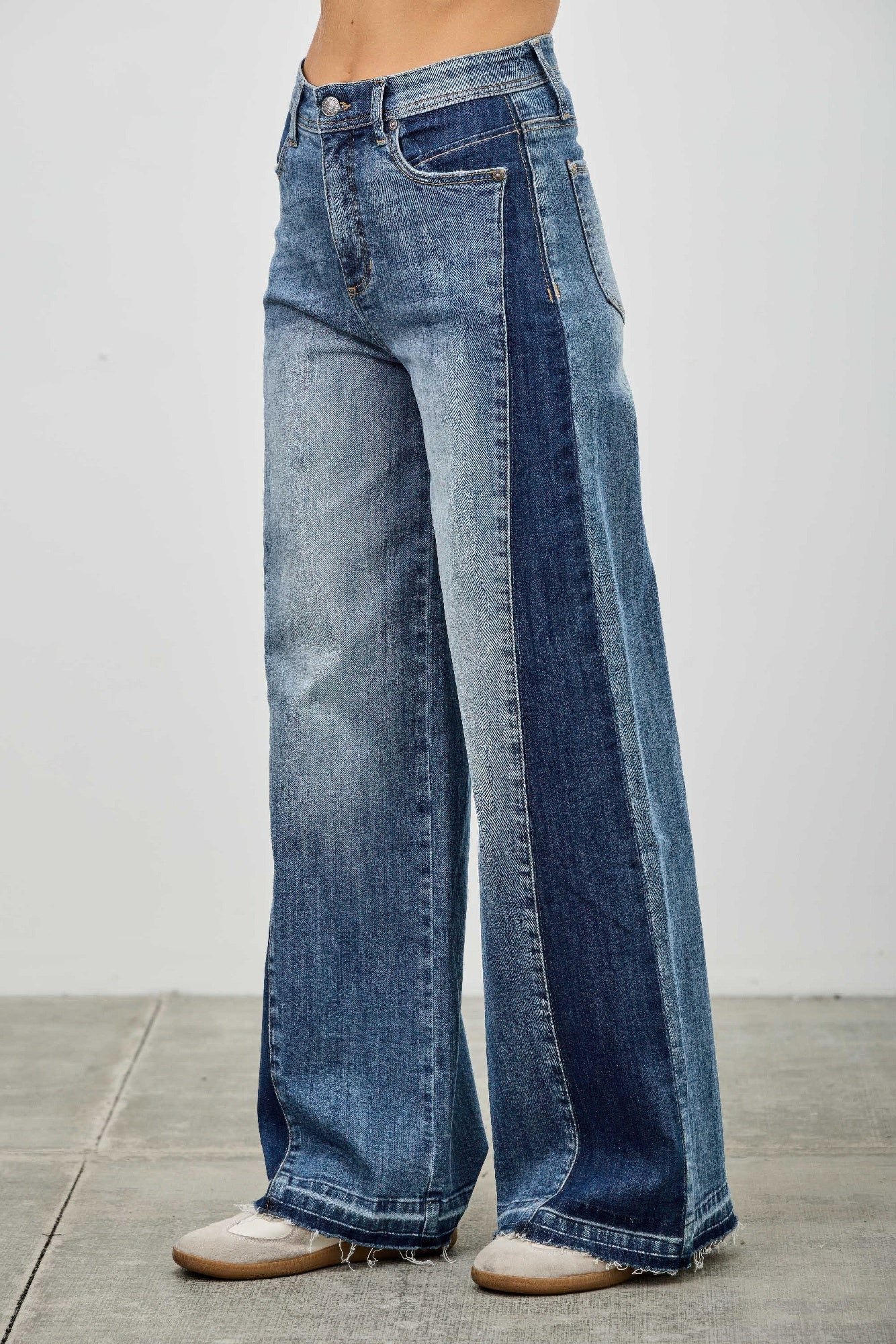 High Rise Wide Leg W/release Hem And Side Contrast Saige Jeans