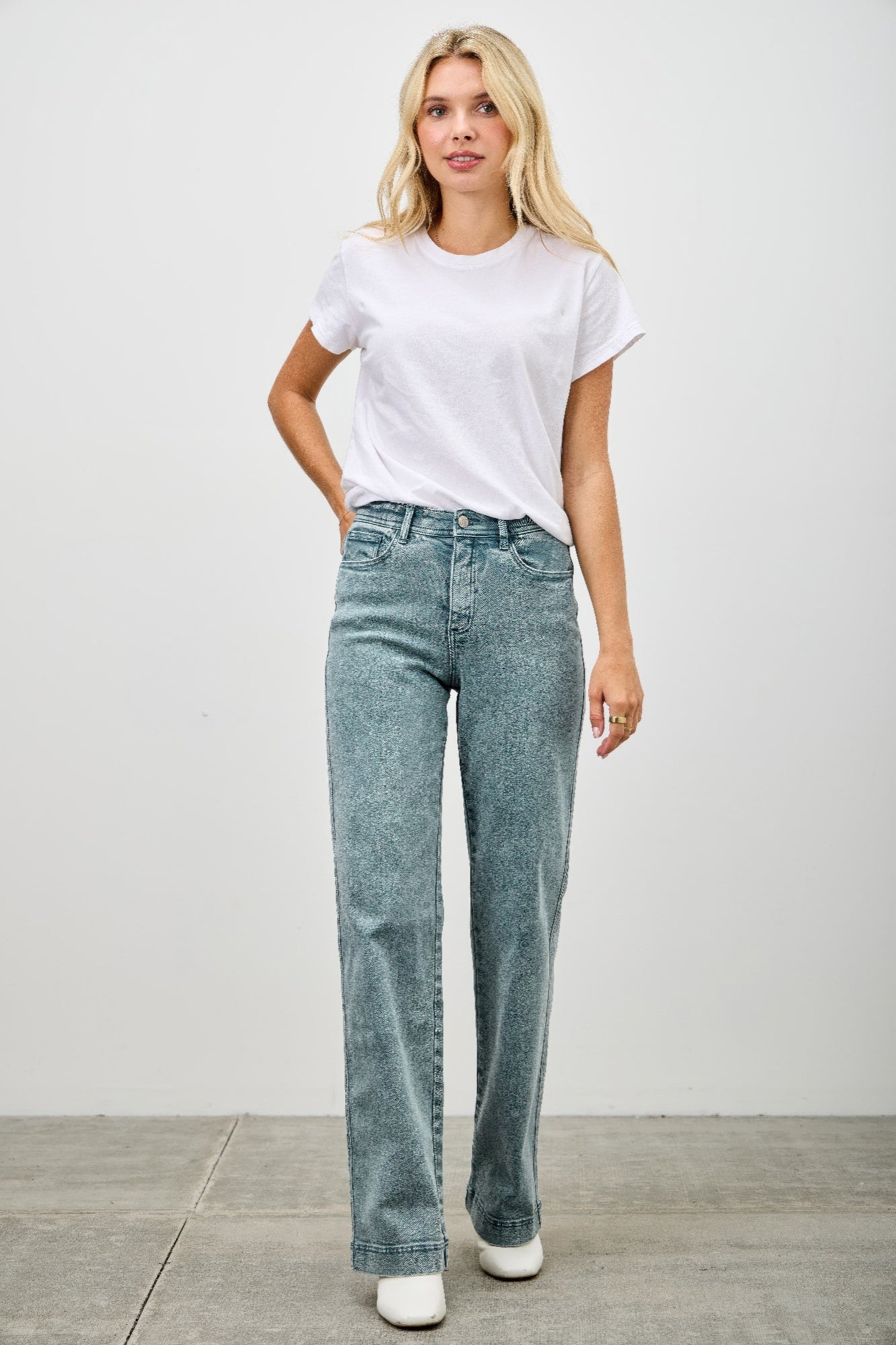 High Rise Slim Wide Straight Jeans Saige Jeans