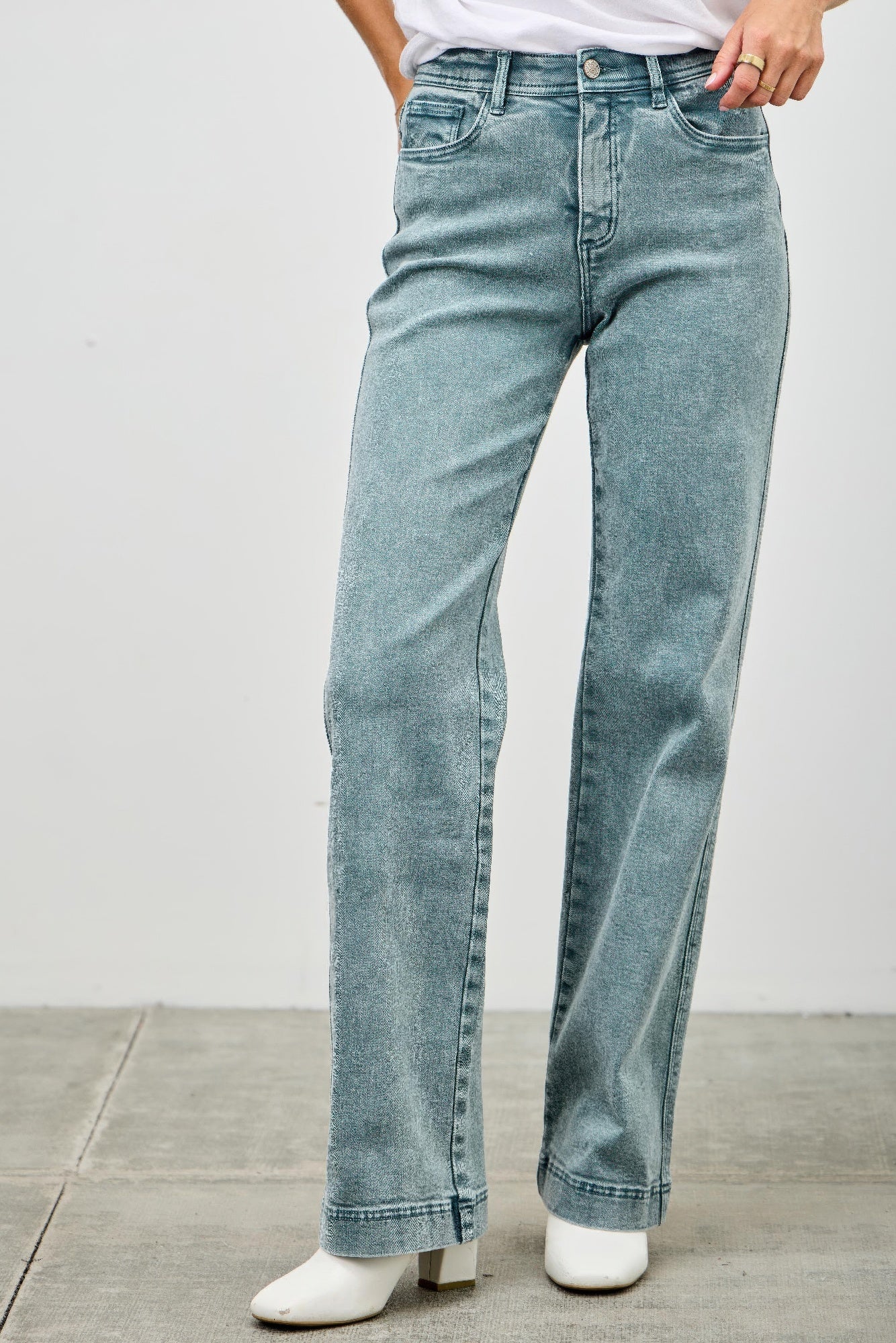 High Rise Slim Wide Straight Jeans Saige Jeans