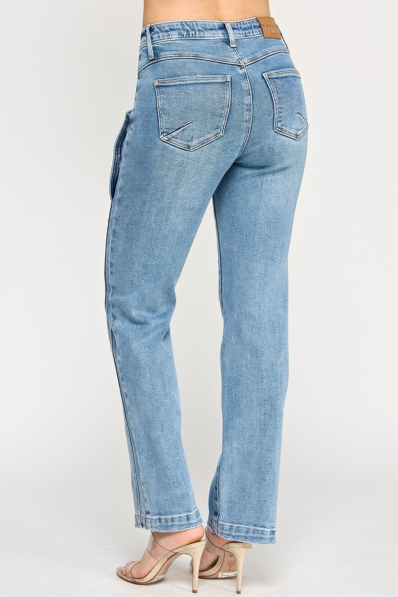 High Rise Dad Jean With Scallop Pocket Saige Jeans