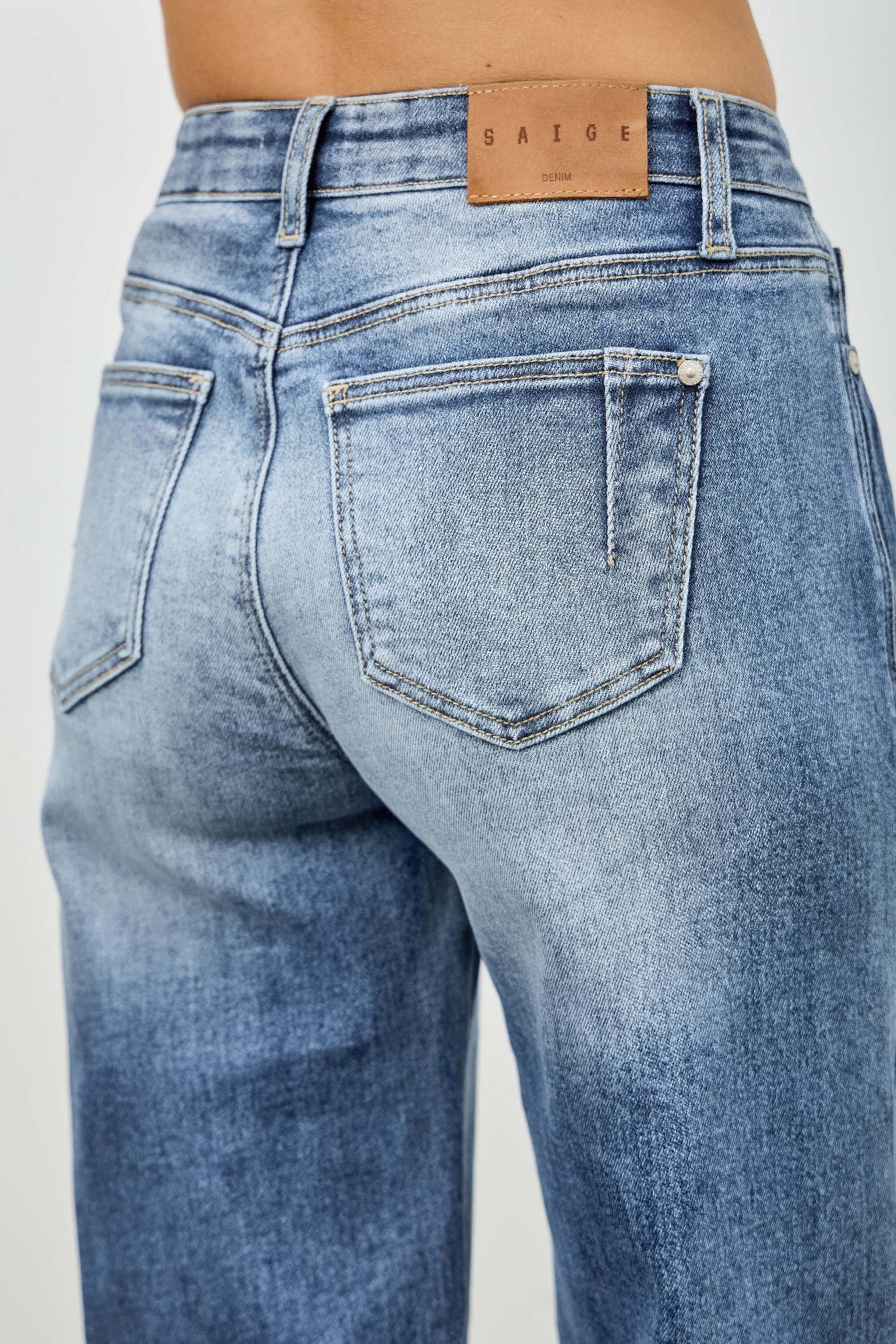 Mid Rise Straight Jeans With Pintuck Saige Jeans