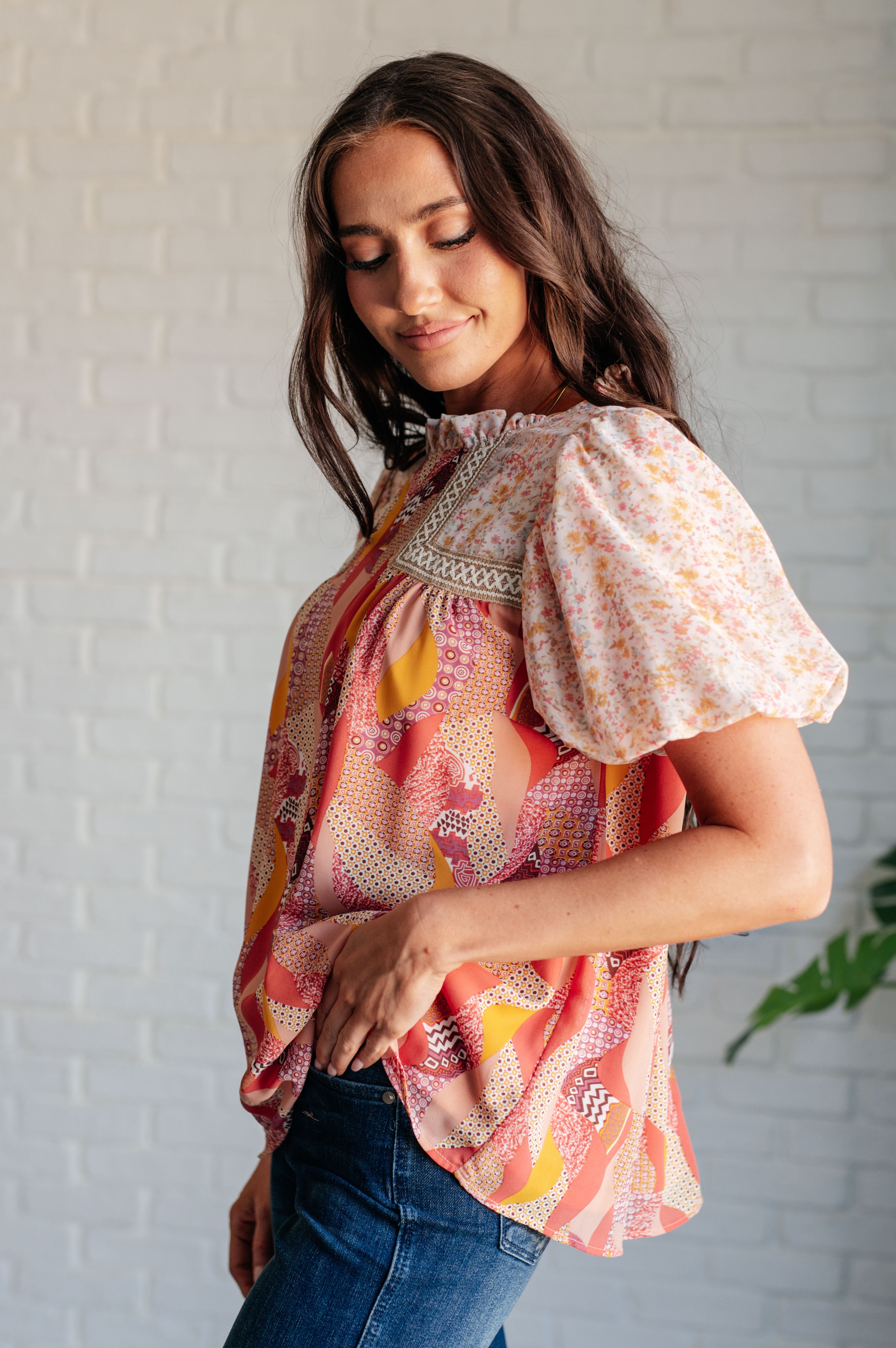 Day Dreamer Mixed Floral Puff Sleeve Top in Mauve Jodifl   