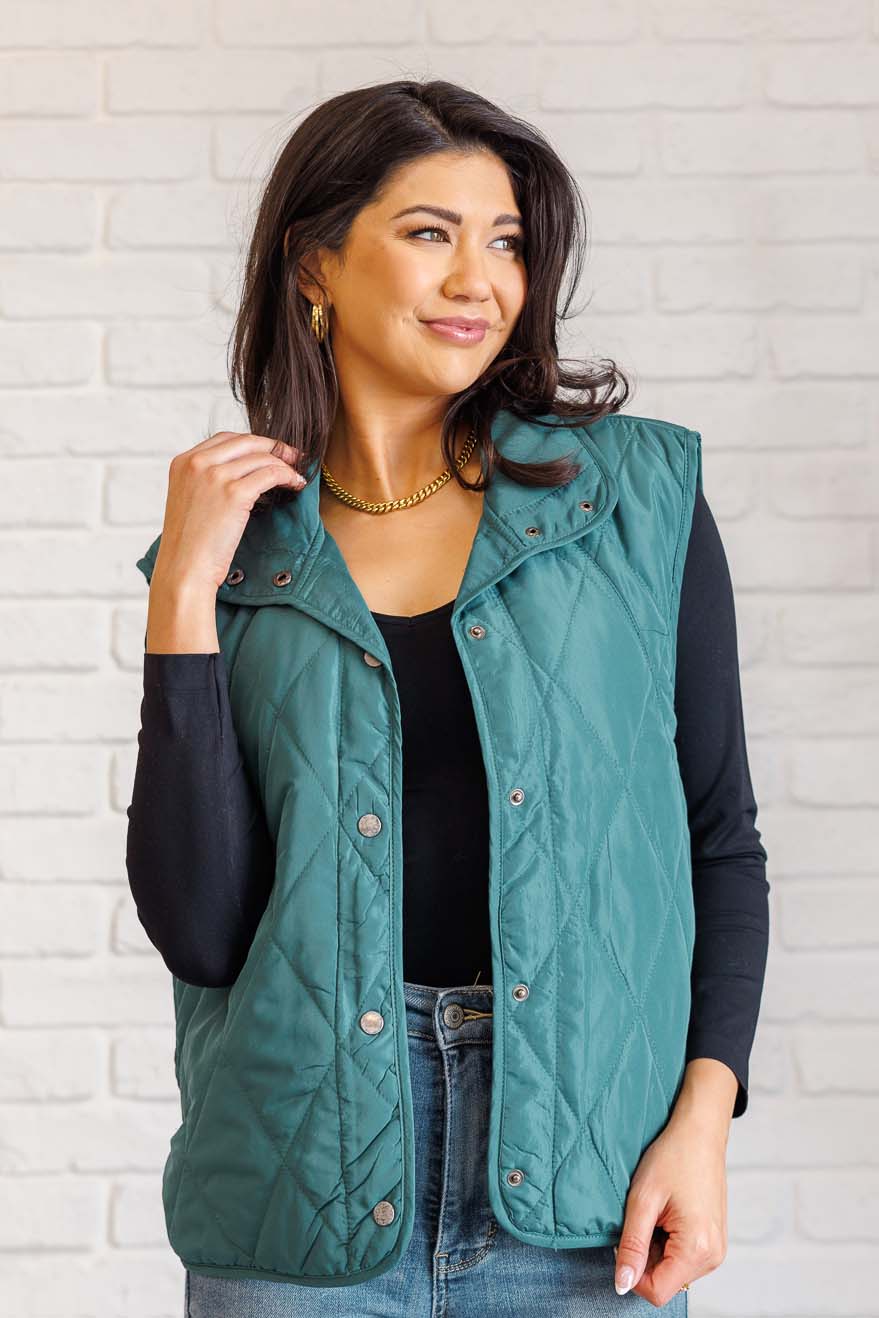 Layering Queen Quilted Puffer Vest in Hunter Green Haptics   