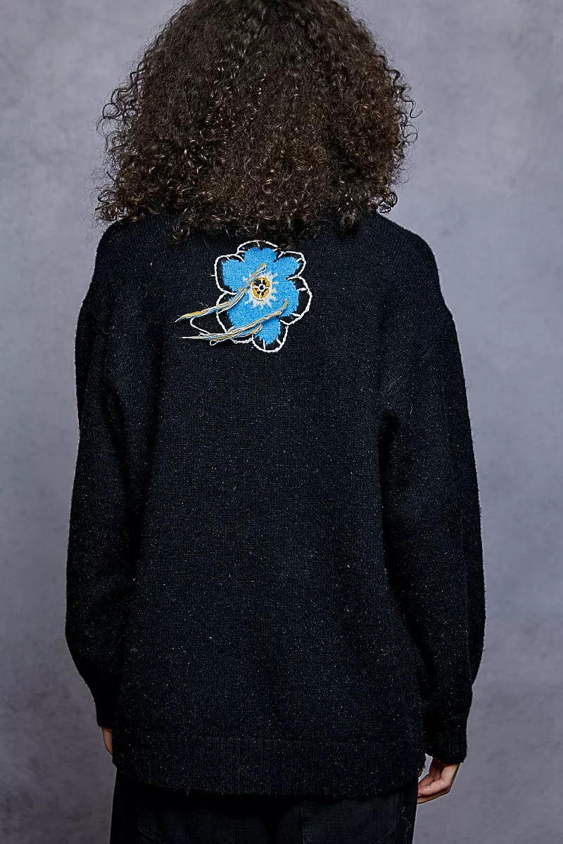 Floral Pattern Round Neck Sweater with Exposed Stitching POL