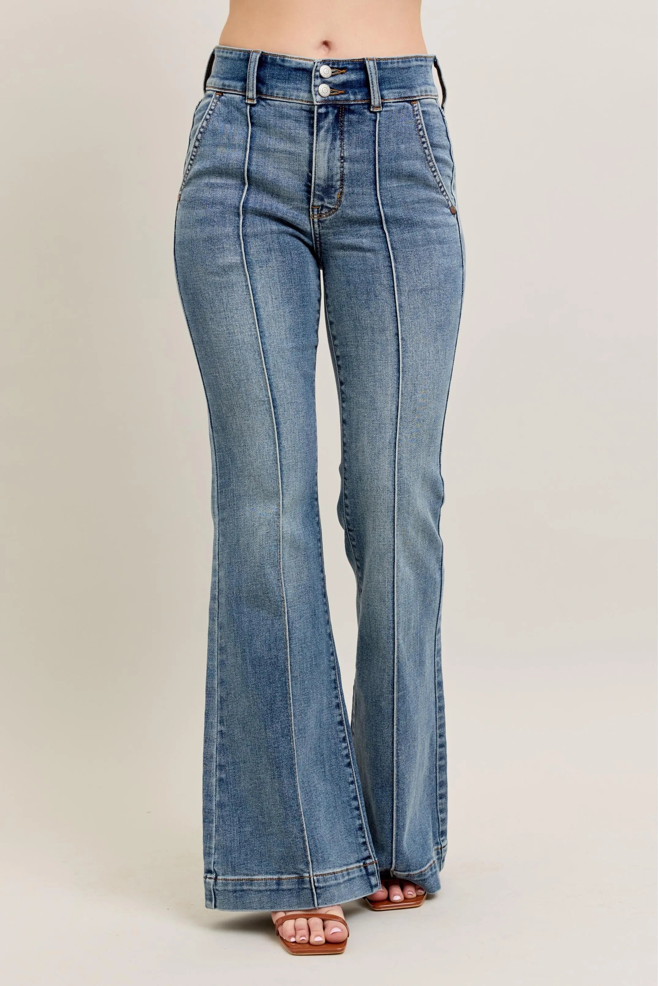 High-Waist Flare Denim Jeans with Front Seam With Plus Size Judy Blue MD 0(24)