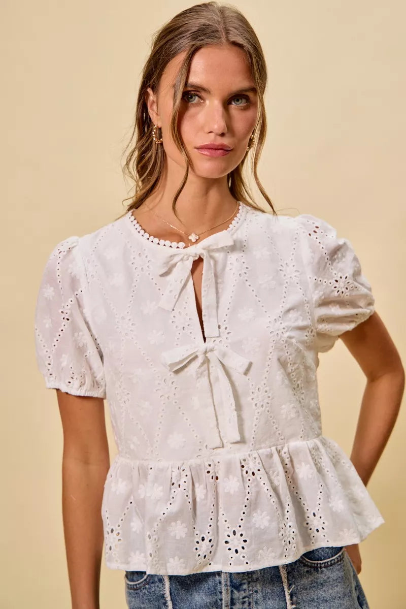 Cotton Eyelet Front Tie Short Sleeves Blouse So Me