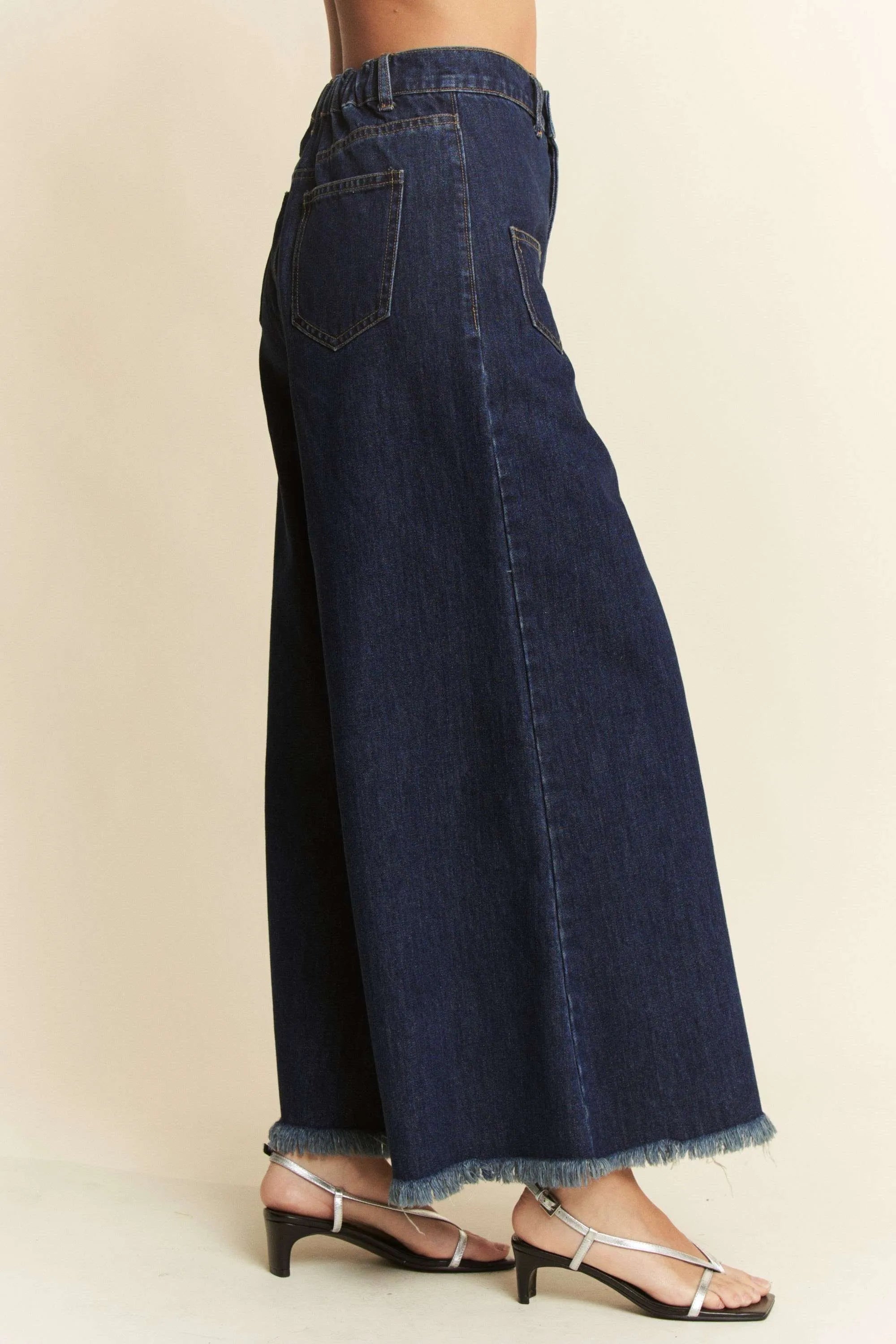Patch Pocket Wide Leg Culotte Jeans Davi & Dani