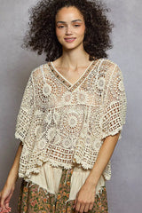 V-Neck Crochet Top with Scalloped Hem POL NATURAL One Size