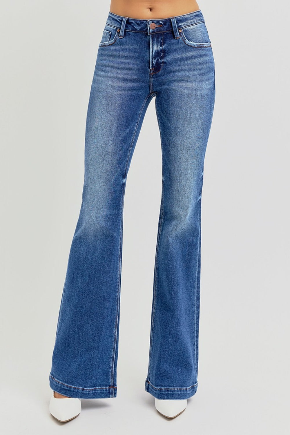 Low Rise Flare Jeans with Pockets Risen   