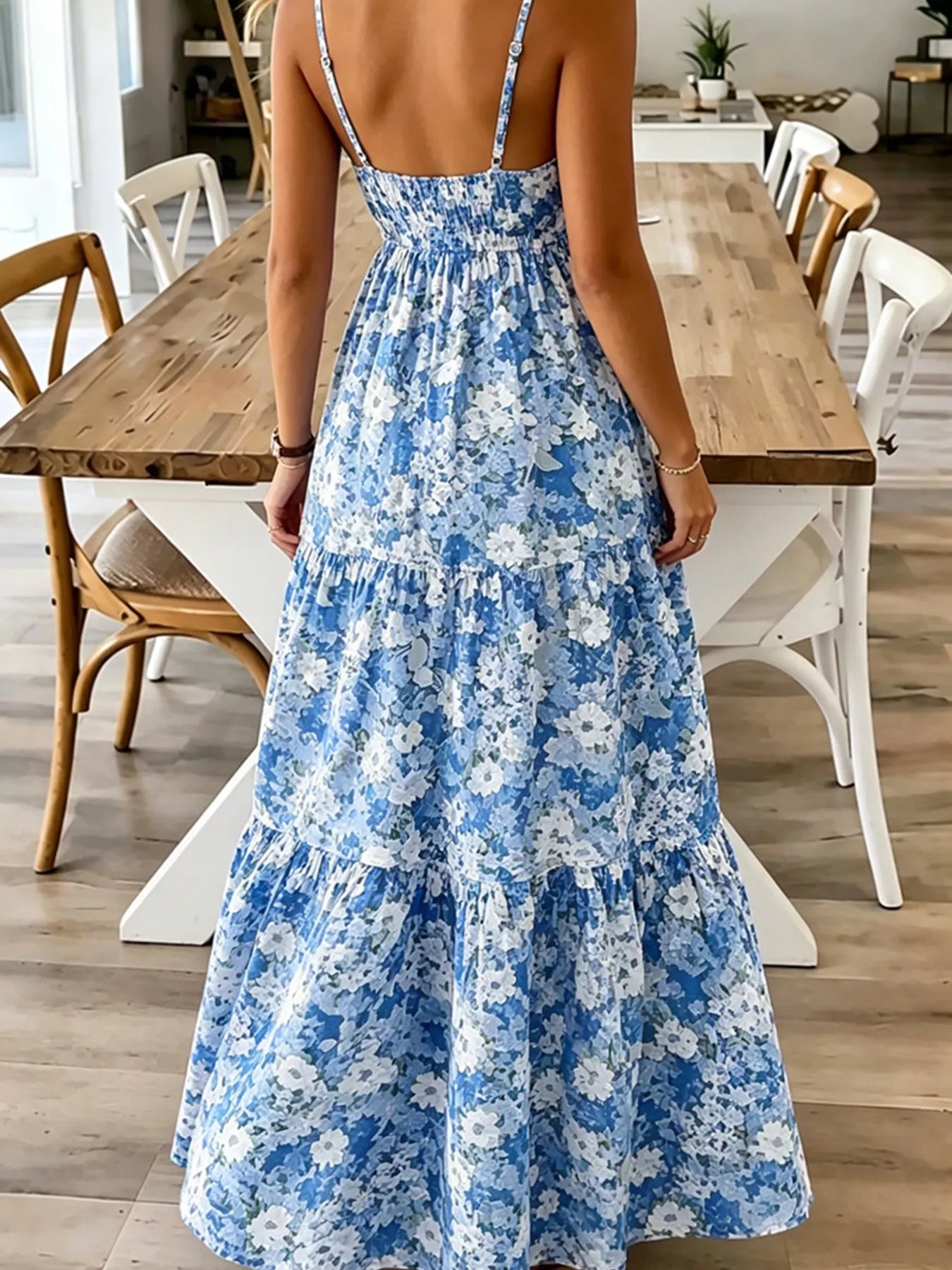 Floral Print Maxi Dress with Spaghetti Straps – Tiered Silhouette Simmer & Fay