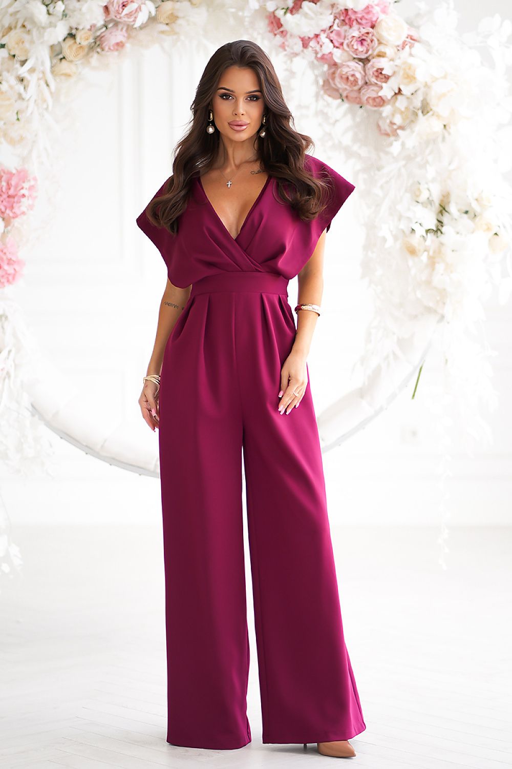 Wide Leg Jumpsuit with V-Neck and Flutter Sleeves Bicotone red 34 