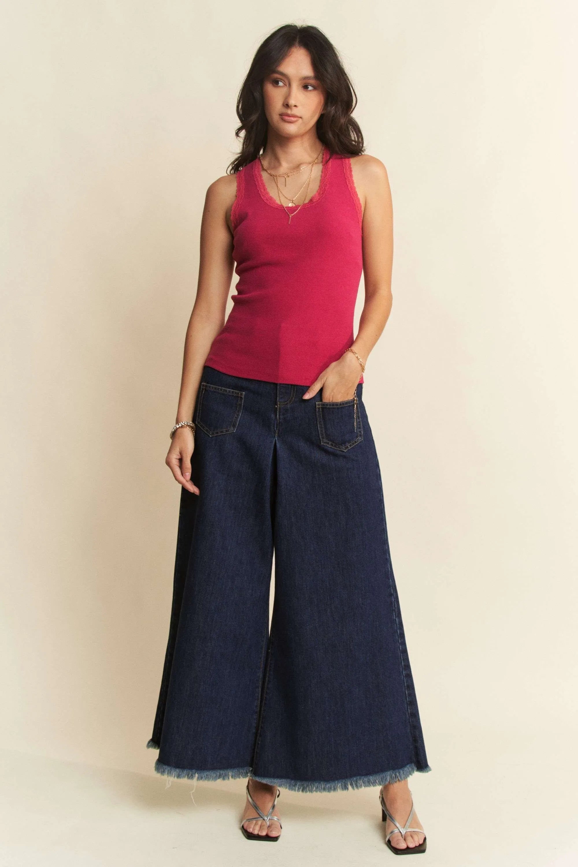 Patch Pocket Wide Leg Culotte Jeans Davi & Dani