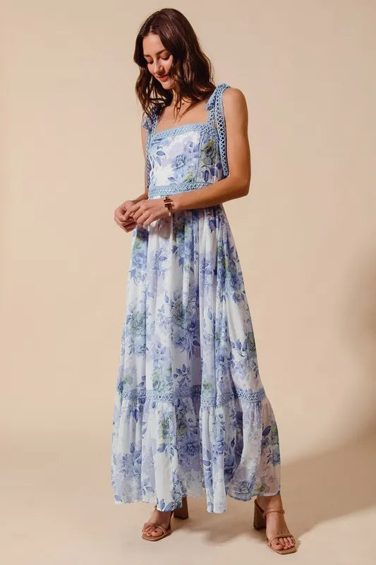 Floral Print Flowy Maxi Dress with Lace Ribbon Tie So Me